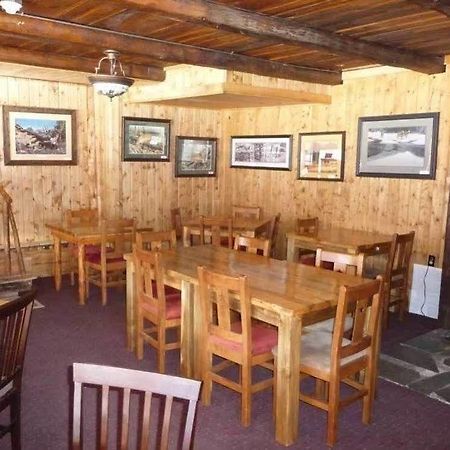 The Twin Lakes Inn Buitenkant foto