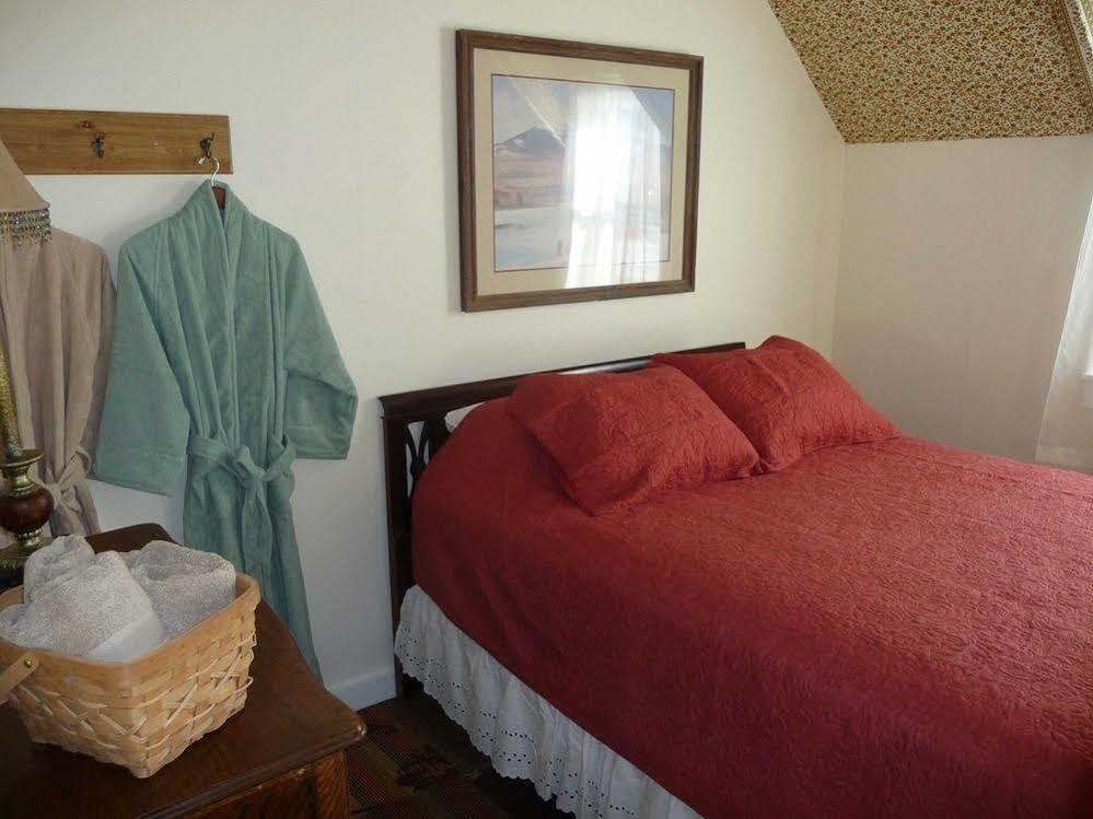 The Twin Lakes Inn Buitenkant foto